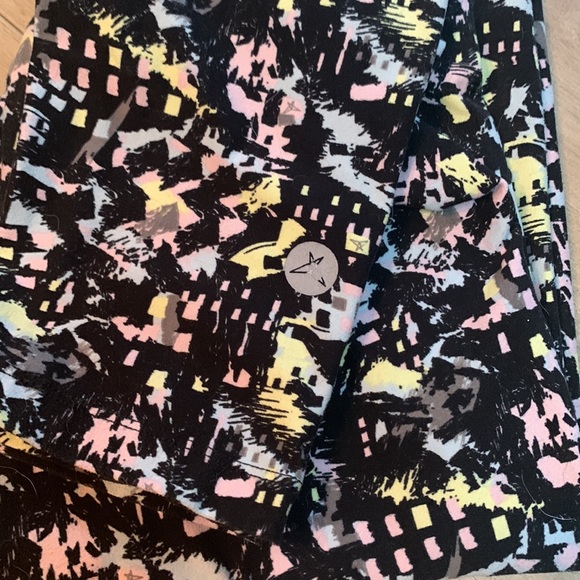 Sweetlegs Plus - Picture 2 of 3